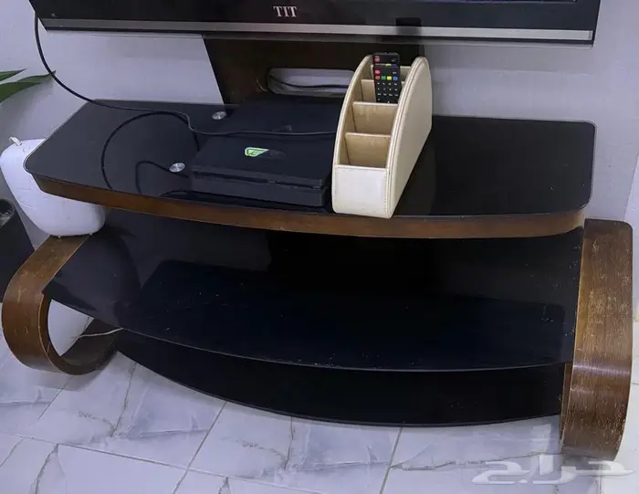 مكتبة تلفزيون للبيع ع 150 0