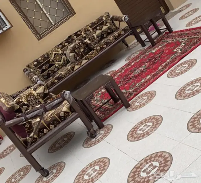 كراسي حوش 2 حديد بالفرش والطاولات 0