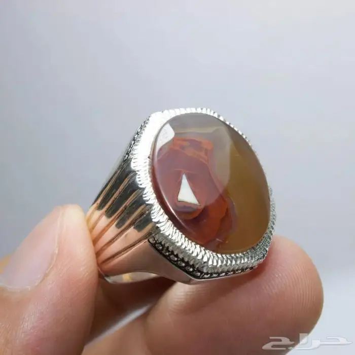 خاتم عقيق يماني مصور مزعفر 2