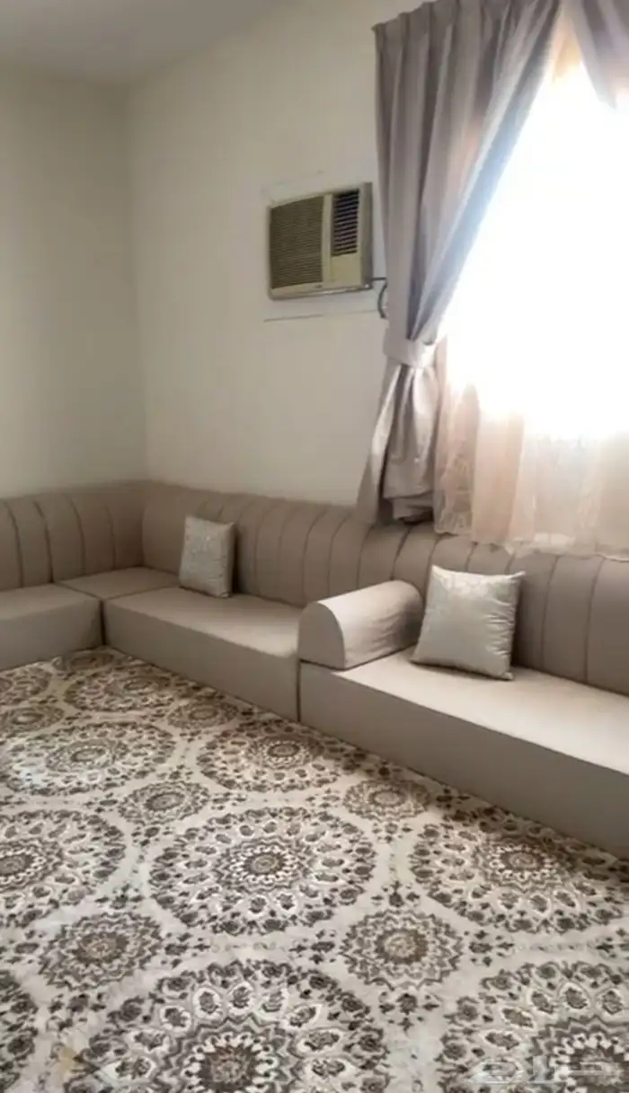 جلسه 5 6 جديده للبيع ابيها 2300 قابله لتفاوض سبب البيع نقلي 0