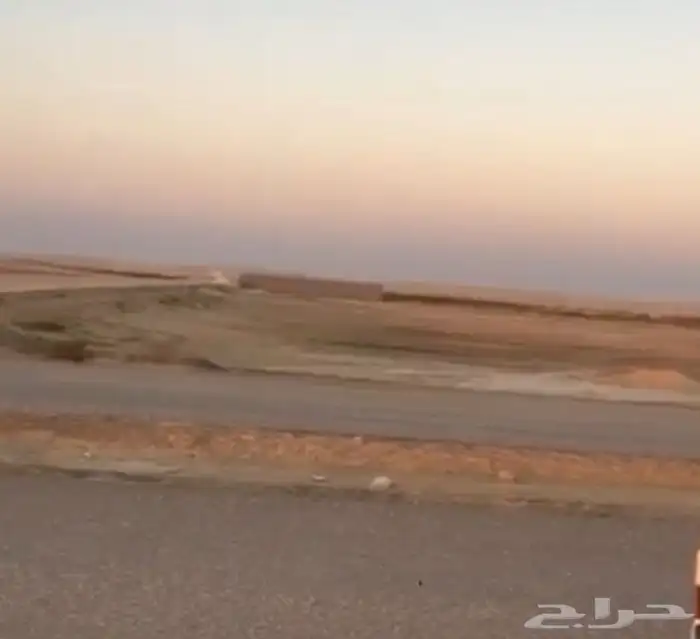 أرض للبيع زاوية موقع مميز 2