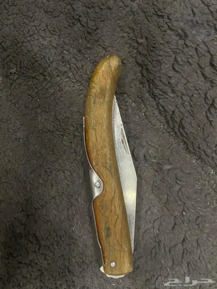 للبيع 9