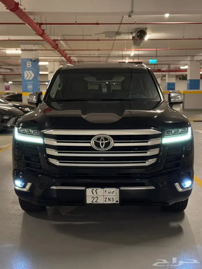 لاندكروزر VXR مديل 2023 11