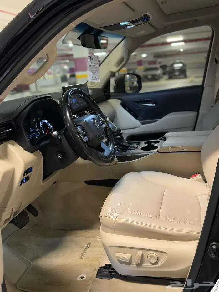 لاندكروزر VXR مديل 2023 12