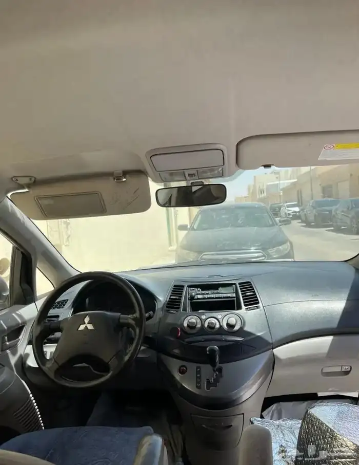 ميتسوبيشي جرانديز 4