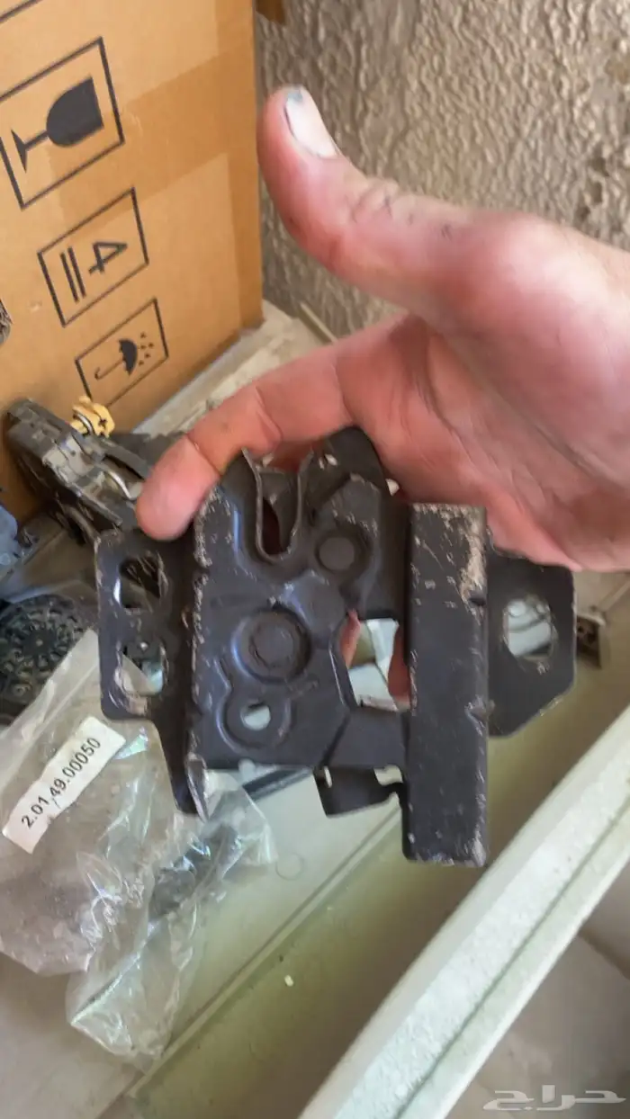 قطع غيار كابريس2007-2008-2009-2011-2012-2013 2