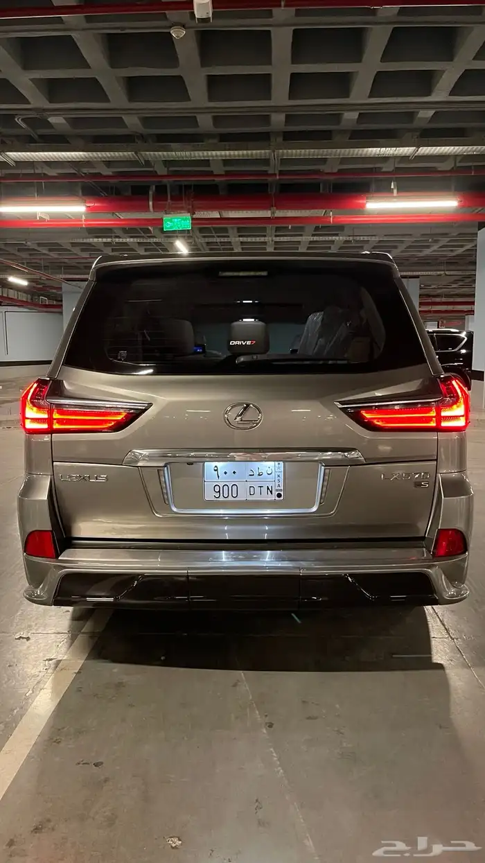 لكزس LX570 وارد عبد اللطيف جميل 2016 بحالة الوكالة 7