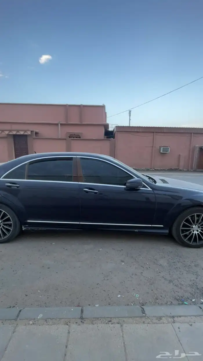 البيع مرسيدس لون كحلي 6 سلندر حجم 350 الموديل 2006 محوله20 0