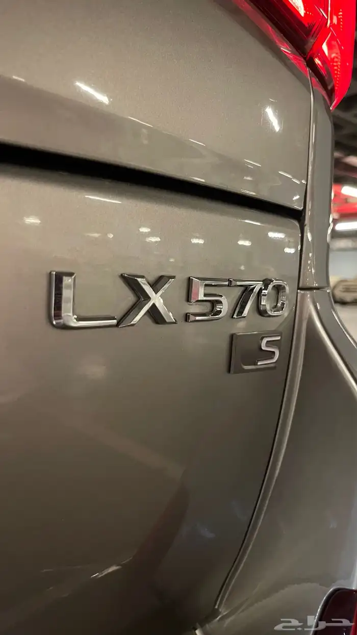لكزس LX570 وارد عبد اللطيف جميل 2016 بحالة الوكالة 29