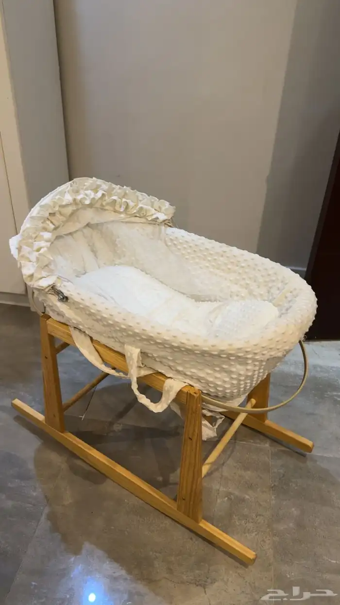 سرير اطفال 0