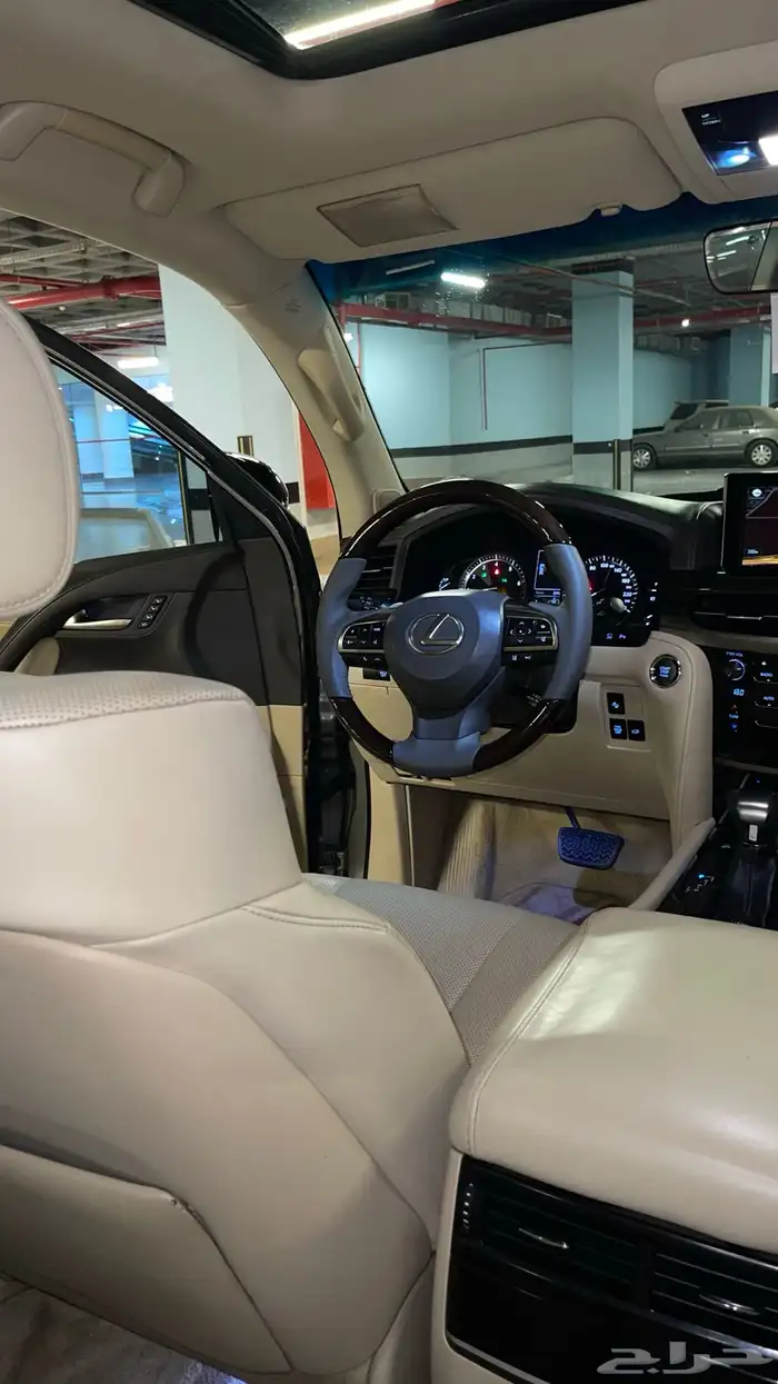 لكزس LX570 وارد عبد اللطيف جميل 2016 بحالة الوكالة 48