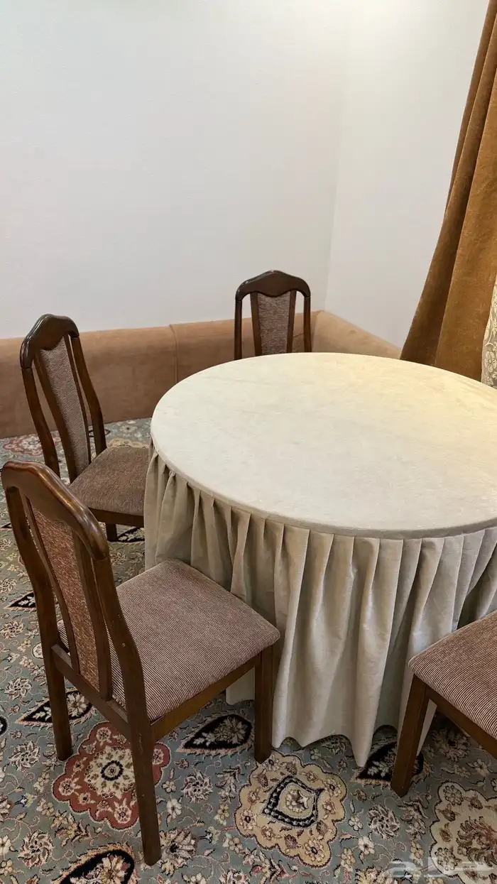 طاولات طعام بالمفرش بالطاولات 7