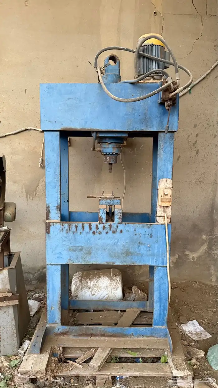 مكاين ومعدات 0