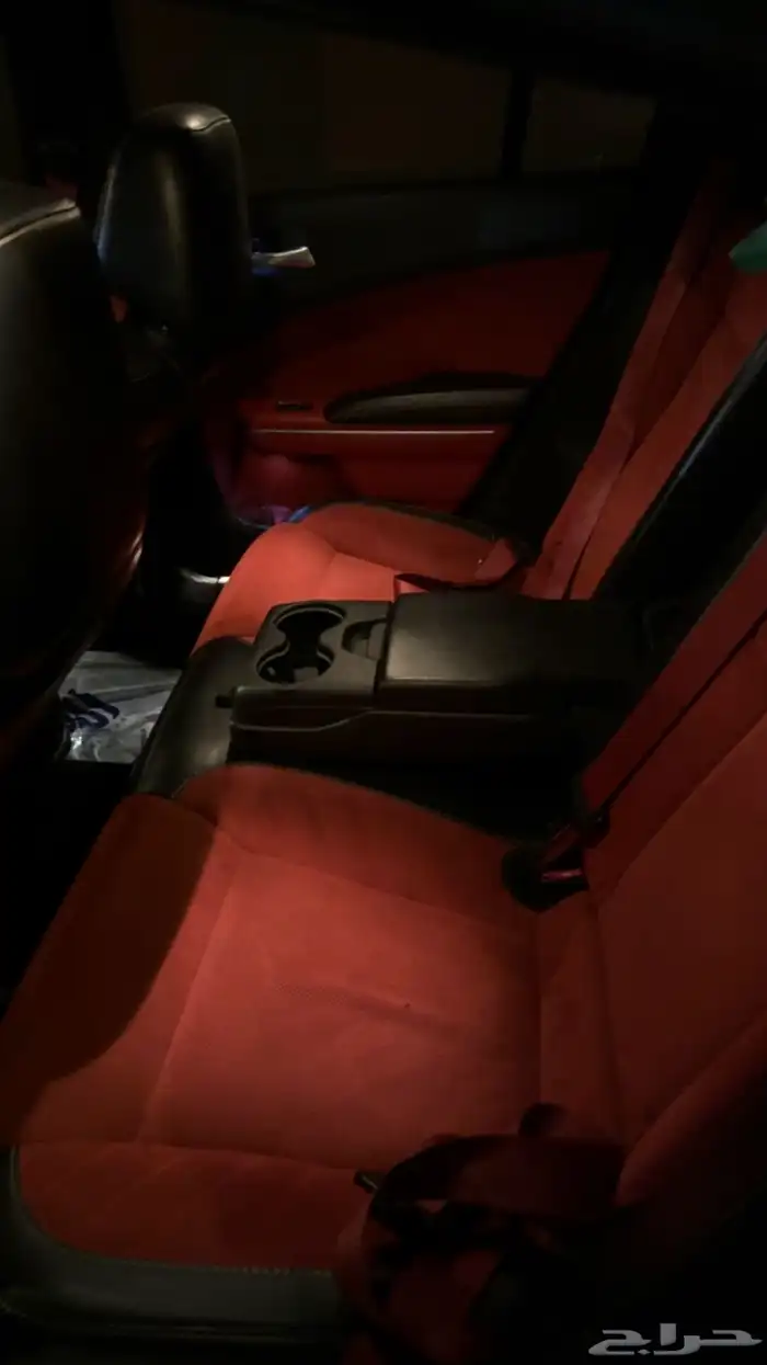تشارجر srt 2015 14