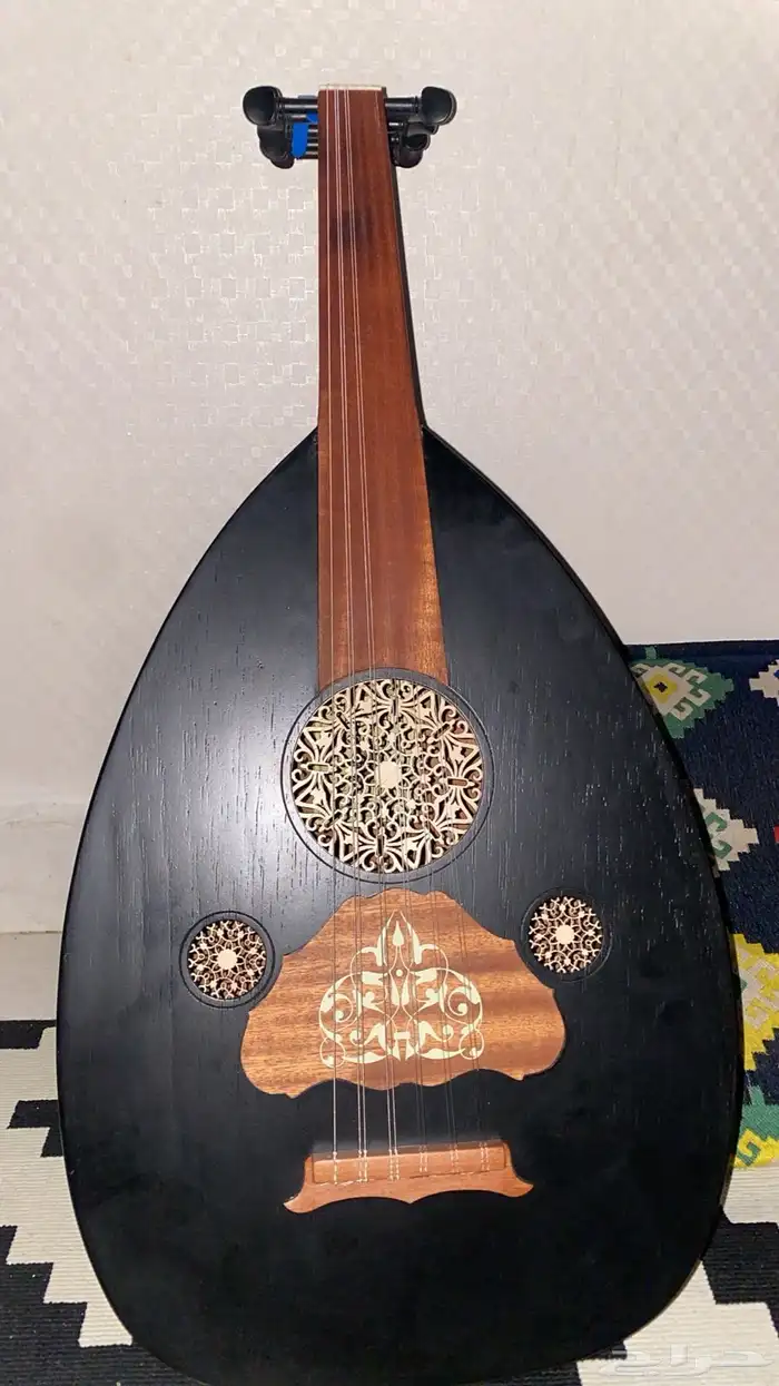 عود موسيقي 0