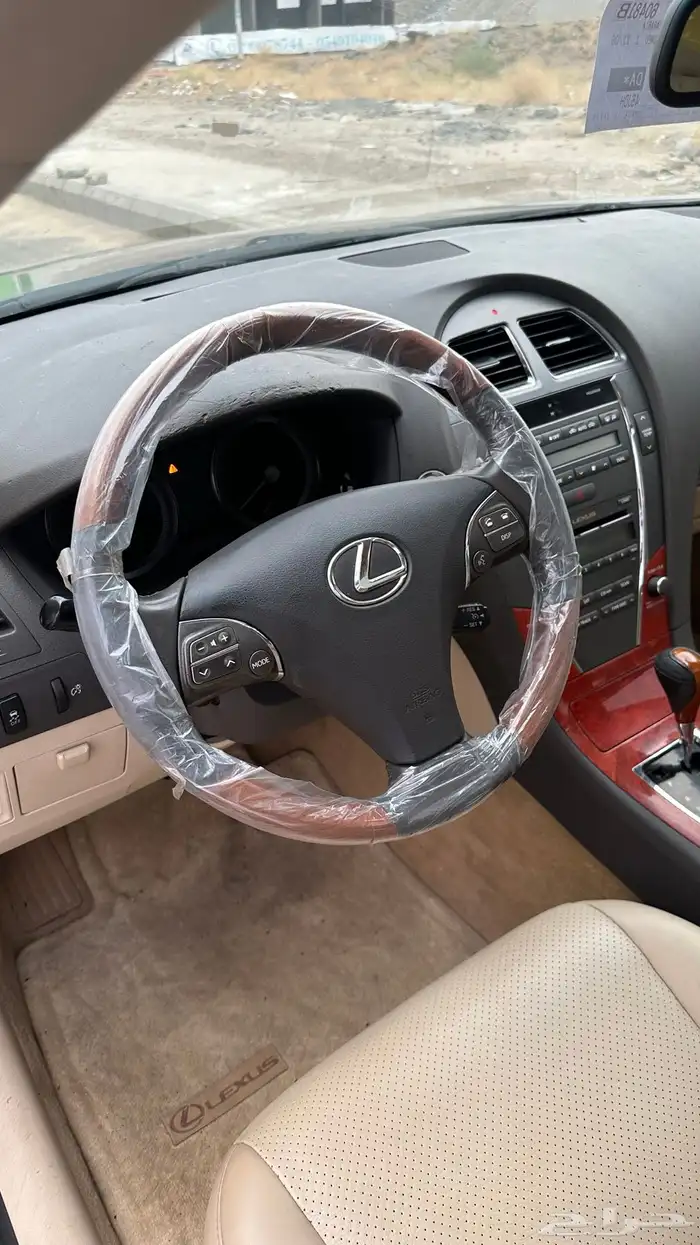 لكزس ES350 موديل 2010 21