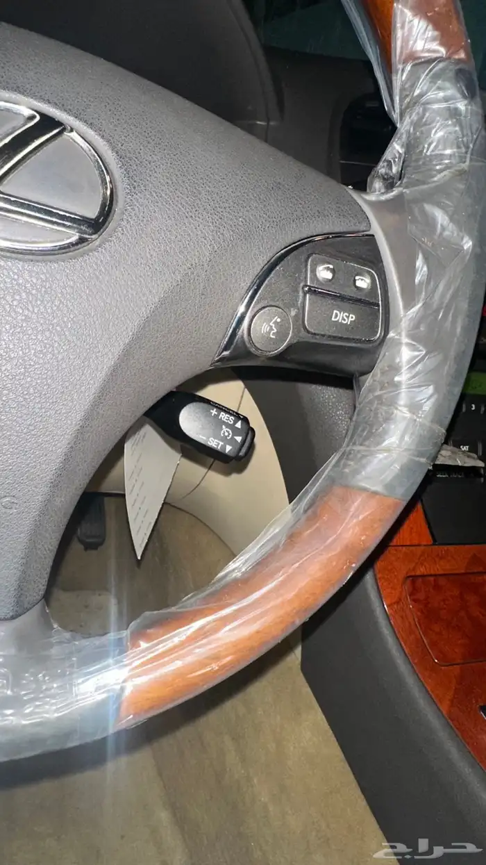 لكزس ES350 موديل 2010 37
