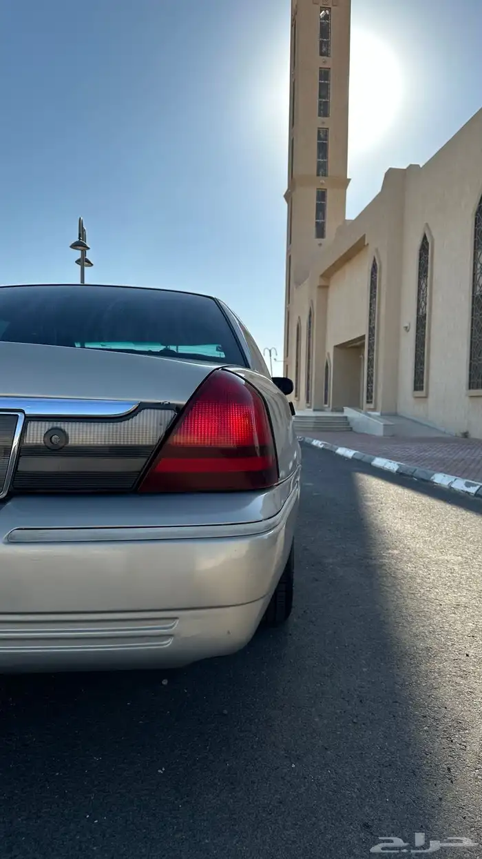 فورد ماركيز نضيف للبيع 5