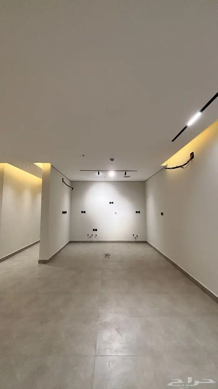 شقة مميزة بحي الرمال 1