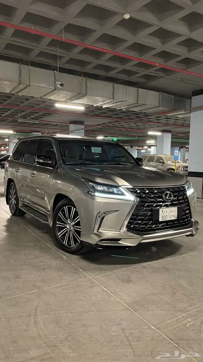 لكزس LX570 وارد عبد اللطيف جميل 2016 بحالة الوكالة 0