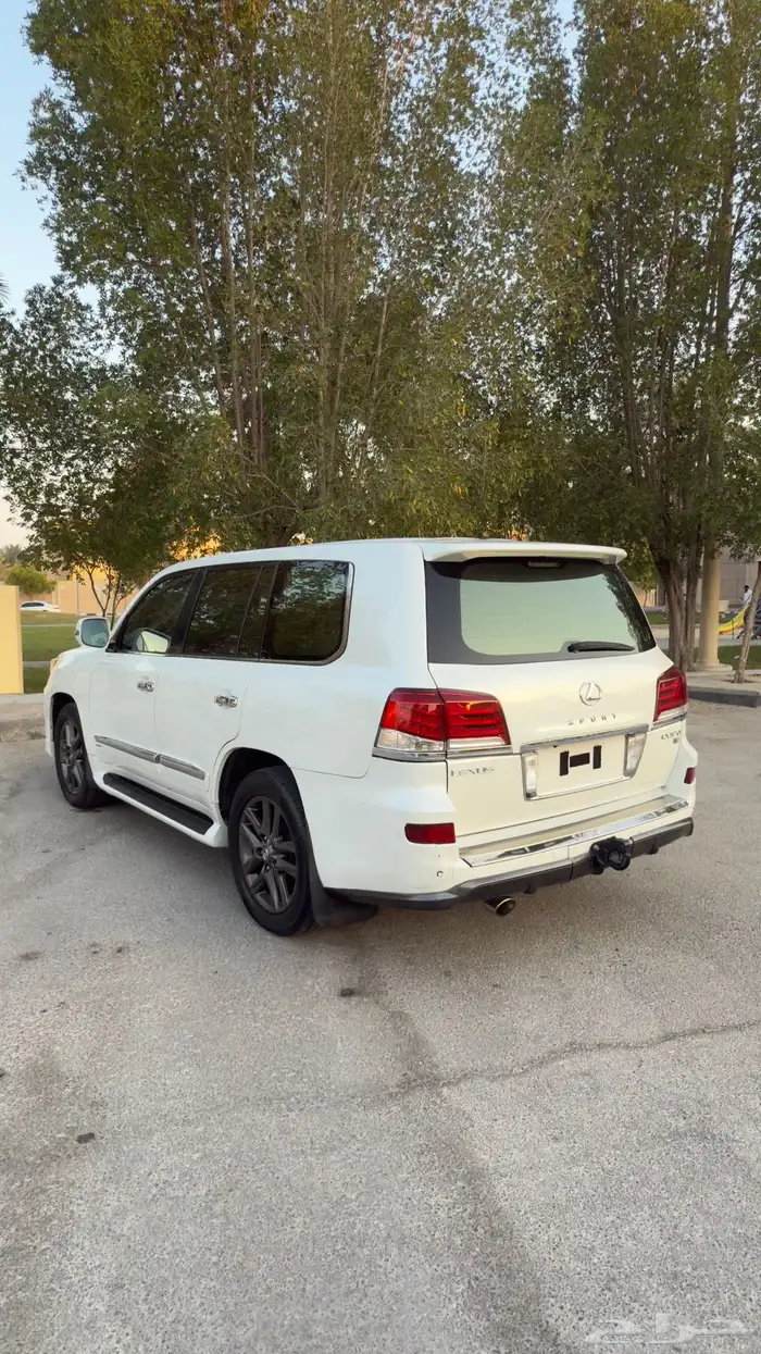 جيب لكزس Lx570 2013 فل كامل 4
