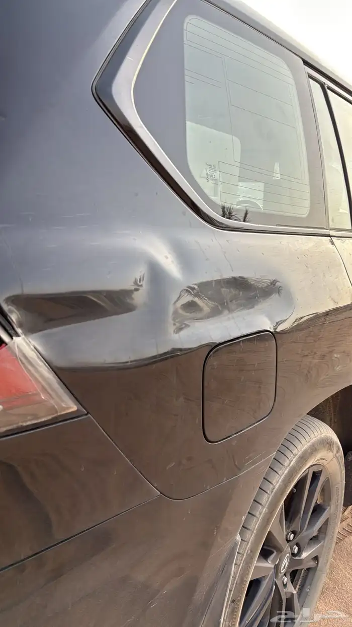 سلام عليكم لكسز LX 2019 بلاك أدش ن الموتر جايه وش جنب يسار 3