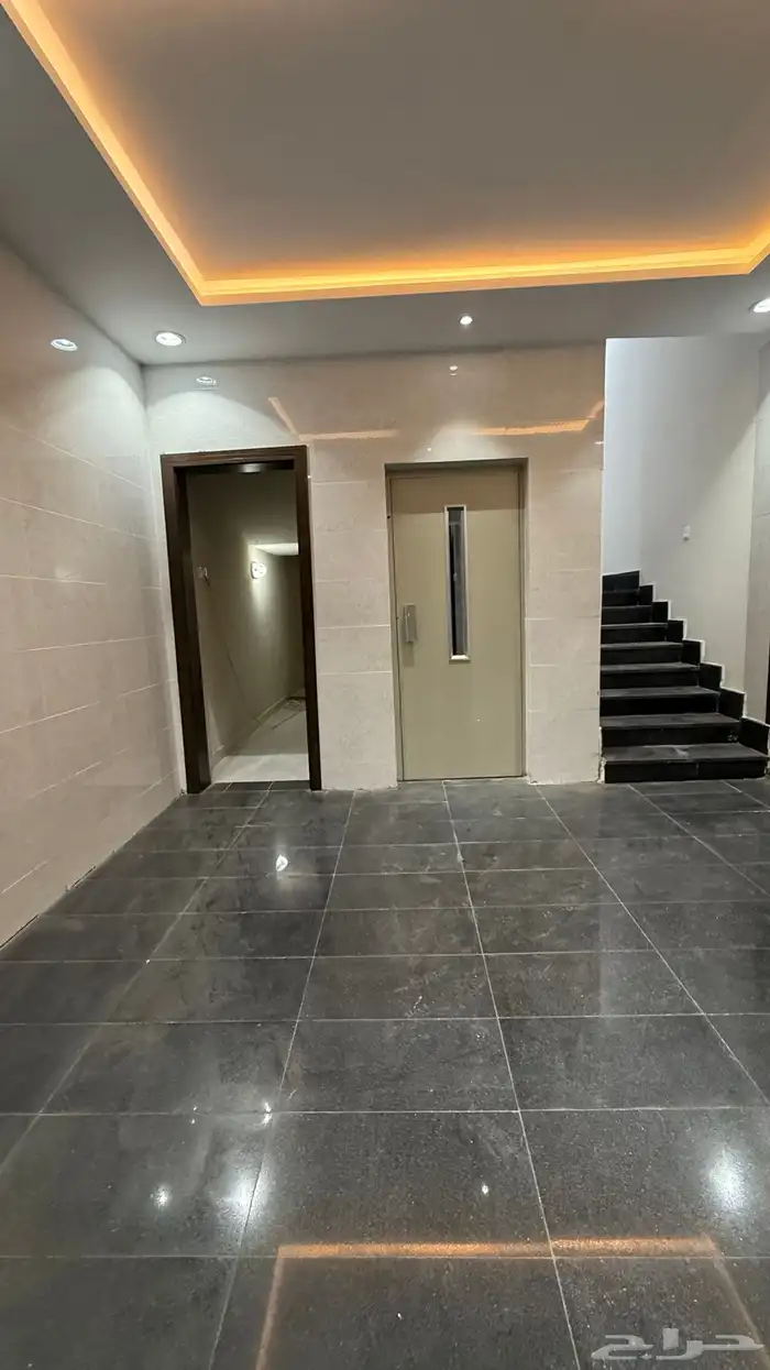 عماره دورين شقة فوق شقة ولي العهد مطلوب مليون و50 2
