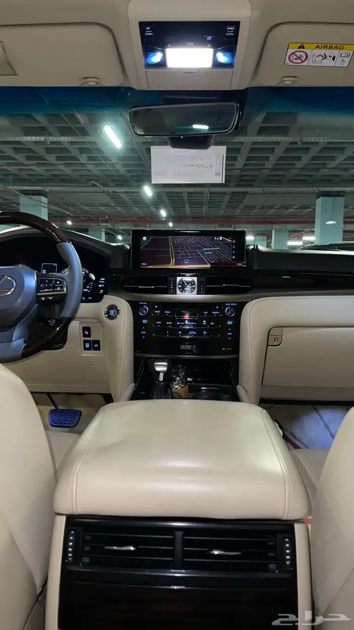 لكزس LX570 وارد عبد اللطيف جميل 2016 بحالة الوكالة 47