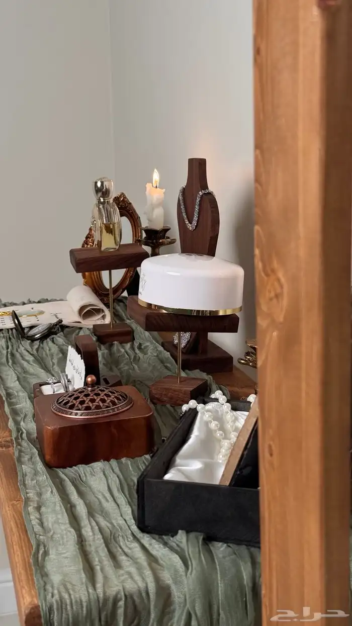 طاوله تفاصيل عروسه 2