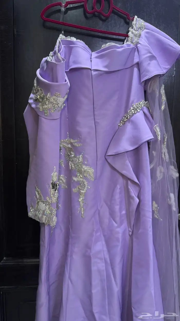 فستان سهرة مميز وراقي جدا 2