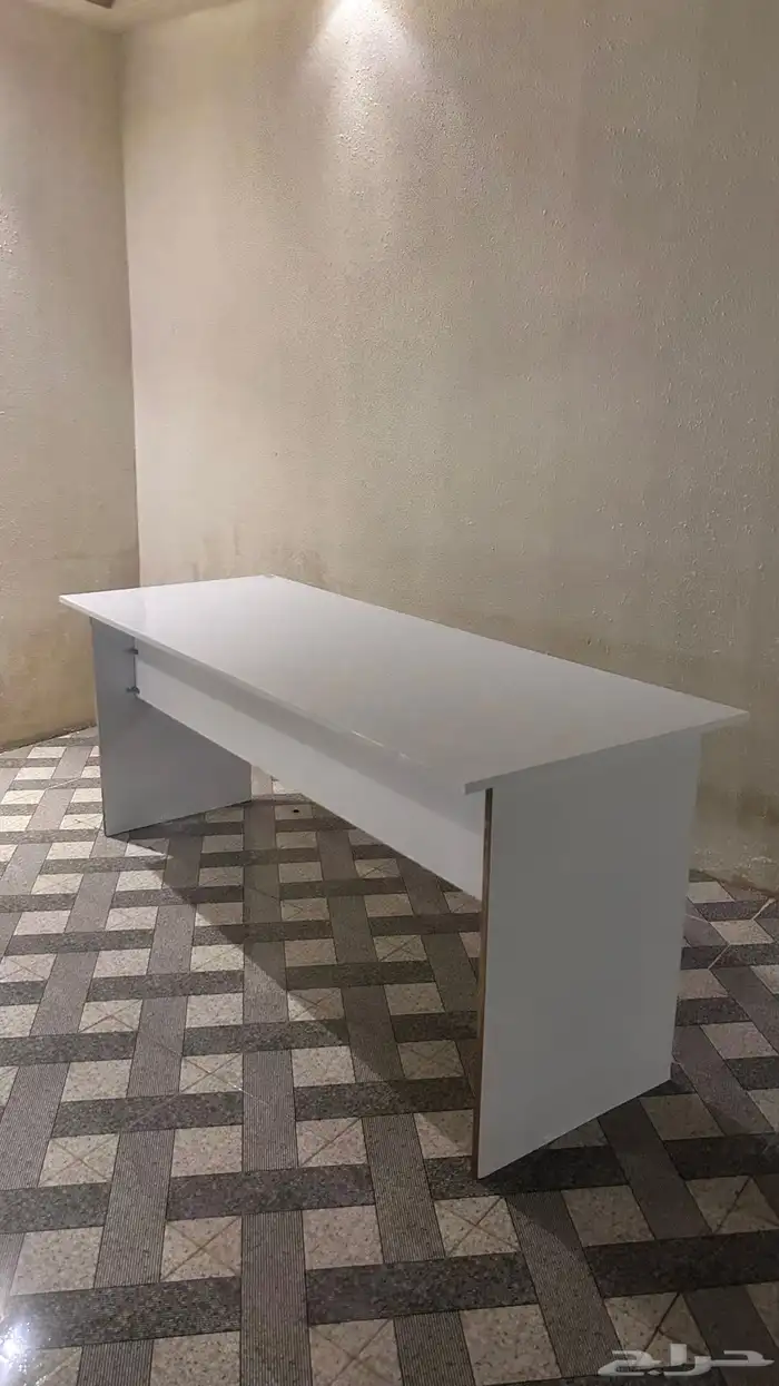طاولة 0