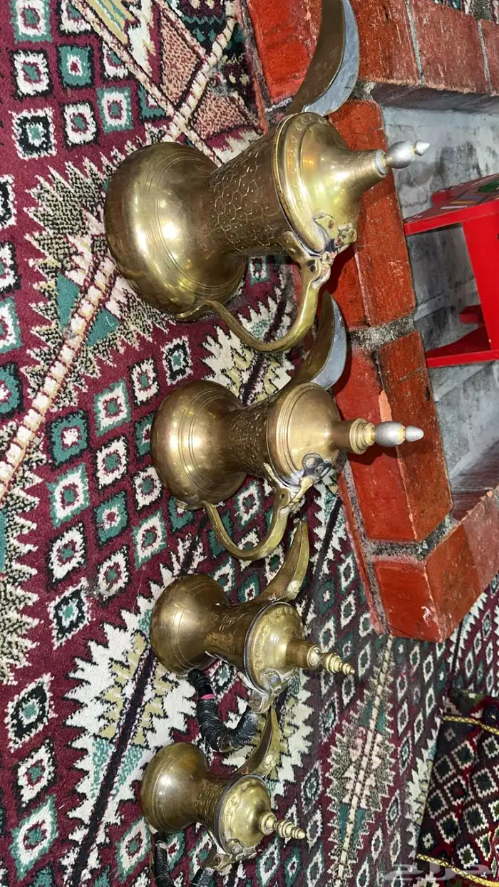 لوحة و دلال تراثيه 0
