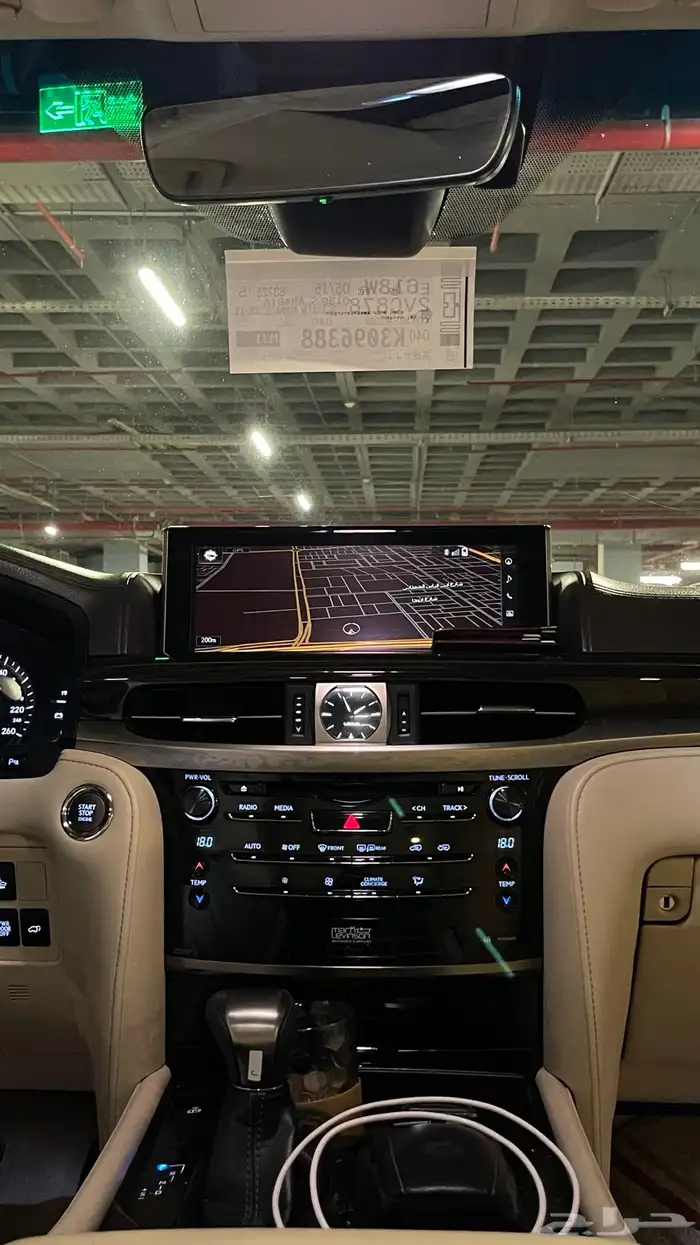 لكزس LX570 وارد عبد اللطيف جميل 2016 بحالة الوكالة 53