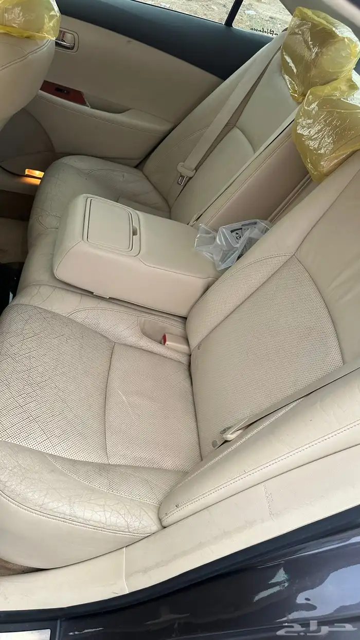لكزس ES350 موديل 2010 32