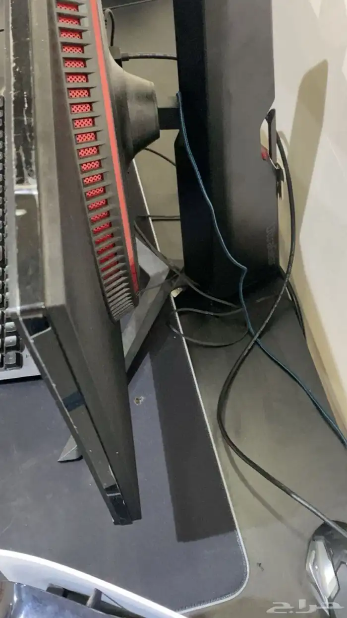شاشة lg للبيع 144hrz 1