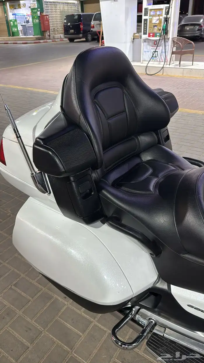 هوندا GOLDWING لي يل 3 موديل 2015 6