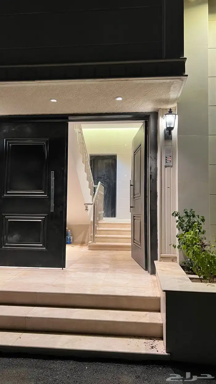 عماره جديده للايجار (للاستثمار) الردف 5