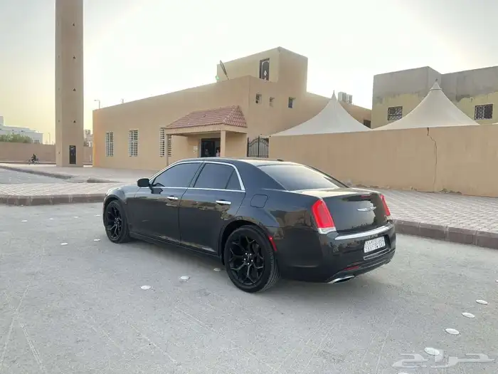 كرايسلر نظيفة 24