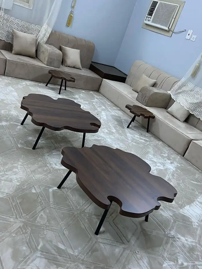 طاولات خدمه ارضي وكنب 16
