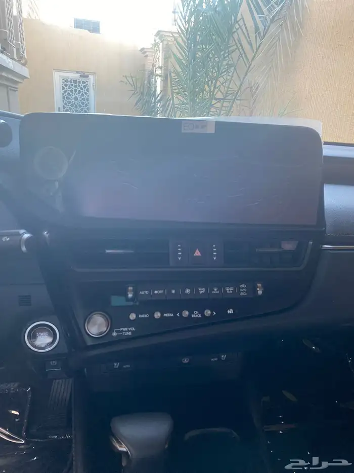 لكزس ES350 2023 15