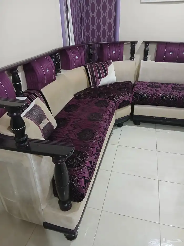 للبيع كنب ومغسلة يدين 3