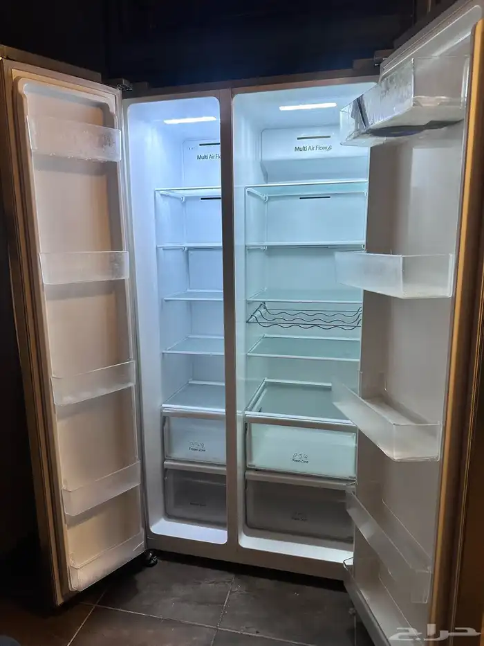 ثلاجة جديدة جنرال سوبريم بابين بالطول 14