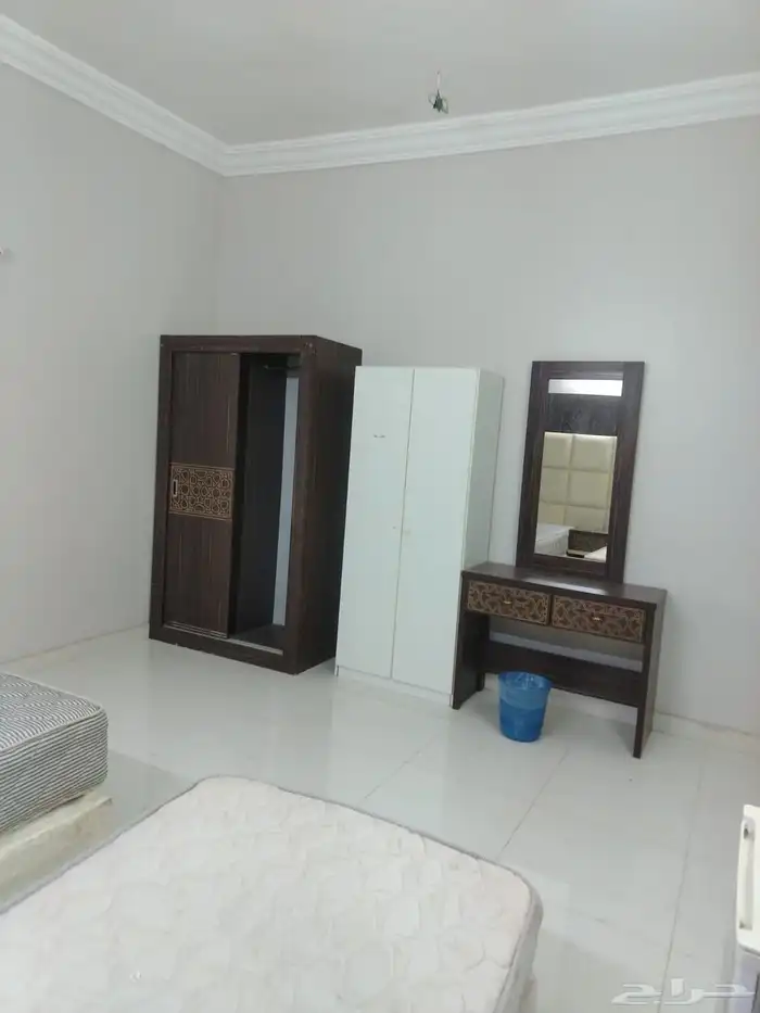 غرف وشقق مفروشة للايجار بحي الشاطئ 1