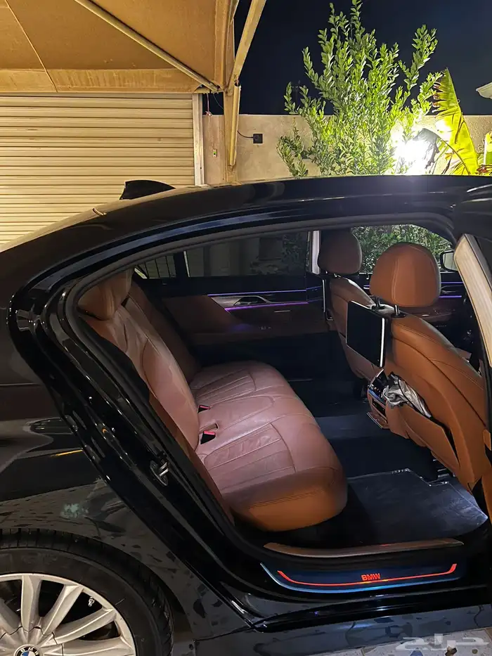 BMW Li730 2017 11