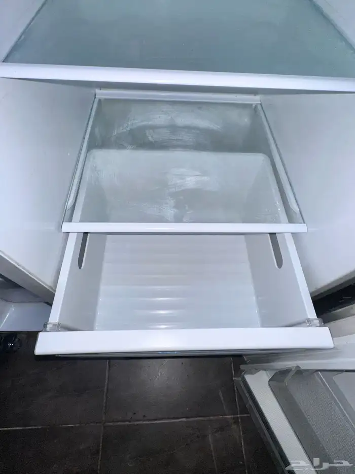 ثلاجة جديدة جنرال سوبريم بابين بالطول 8