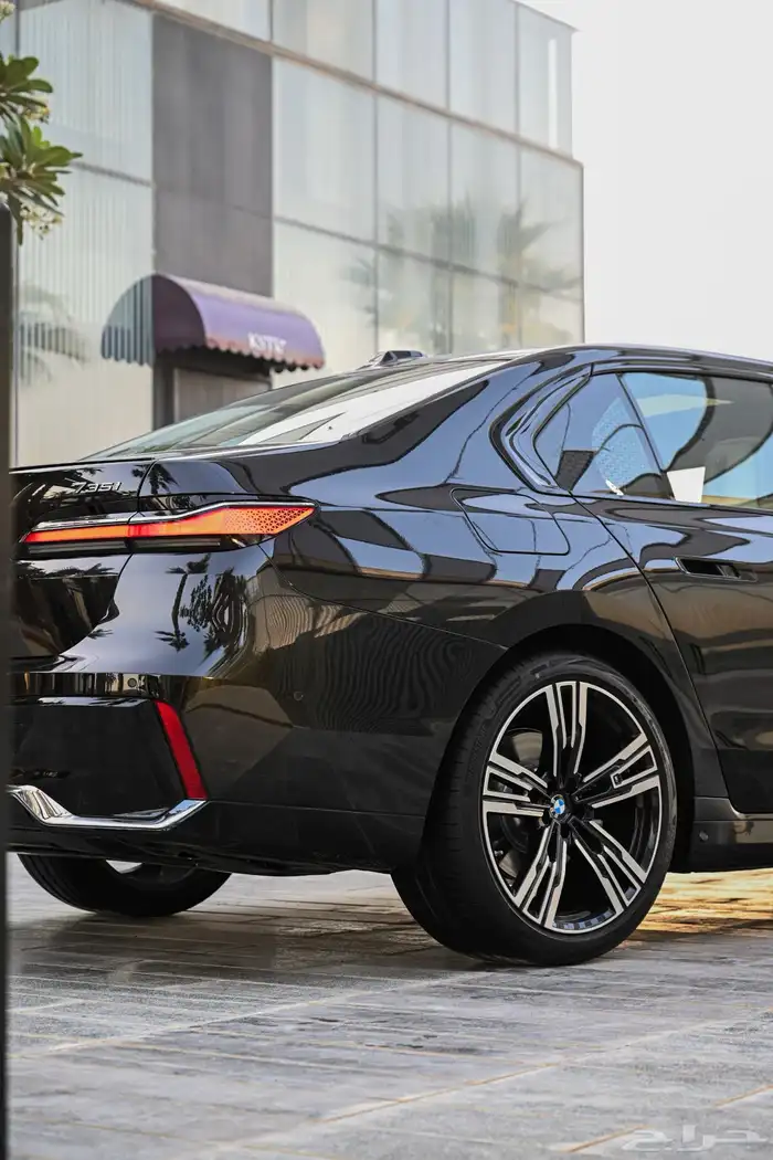 بي ام دبيلو 2026 ايجار 2