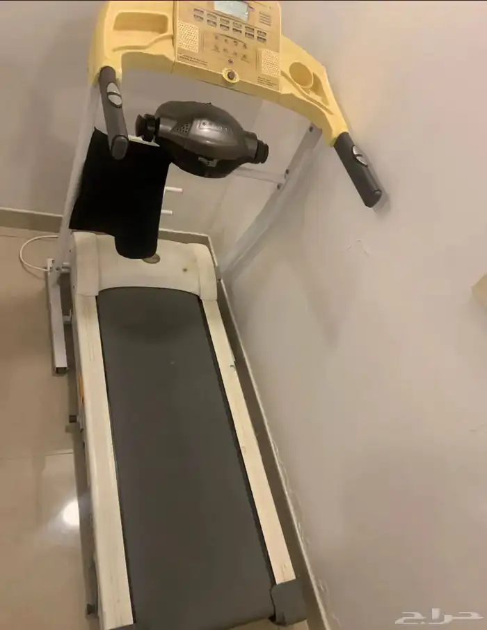 جهاز سير رياضي شغال نضيف للبيع الحد 350وقابل لتفاوض 0