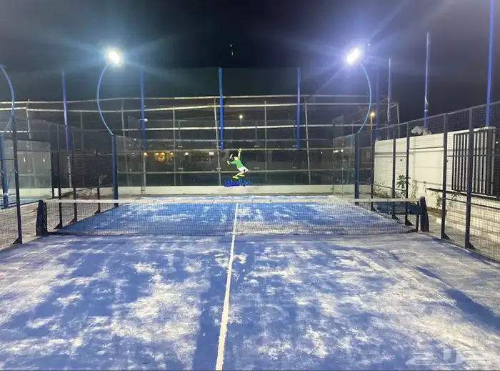 ملعب بادل للإيجار 2