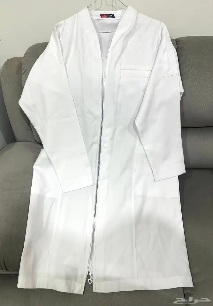بالطو طبي نسائي مقاس 42 XL جديده والله واقمشتها ممتازه 3