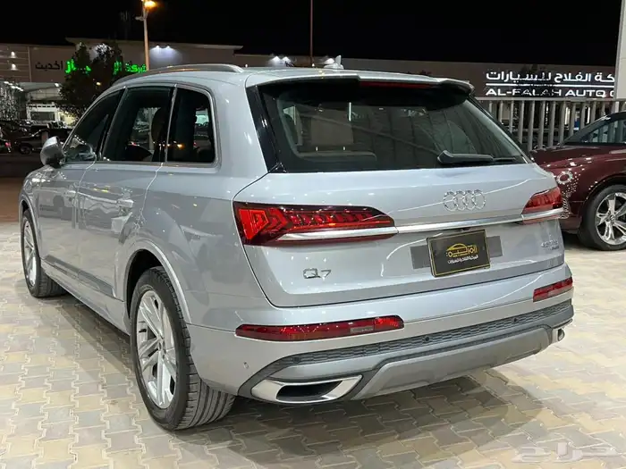 اودي Q7 موديل 2021 4